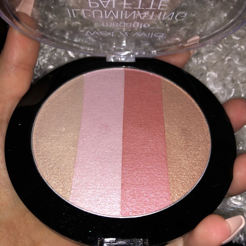 Makeup 5/$28 🔴 🔴 SOLD 🔴 - Picture 2 of 3